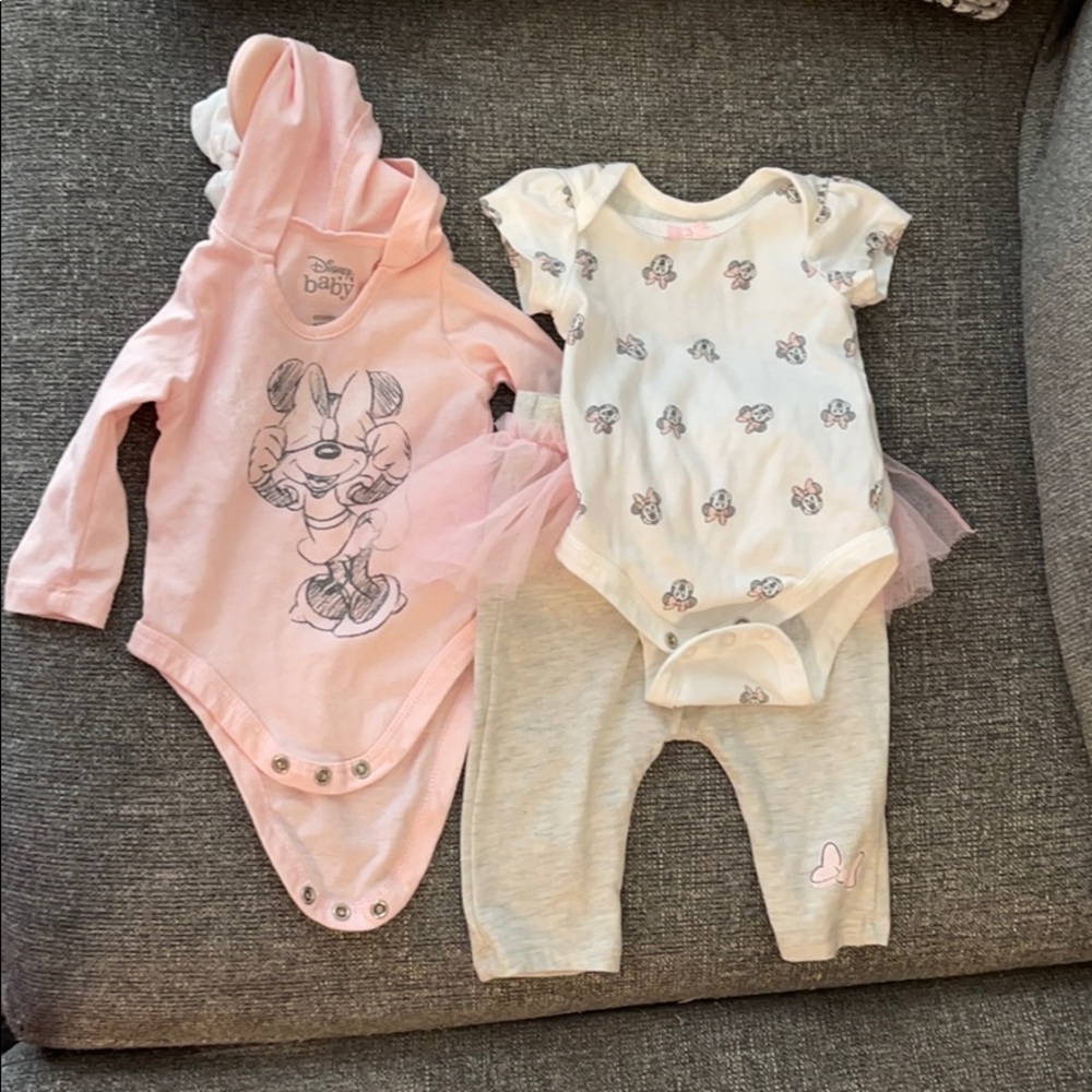 Disney Baby Minnie Mouse 3-Piece Set.